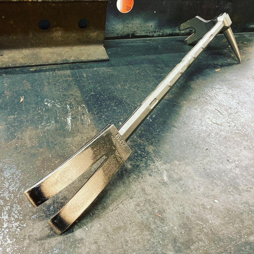 MAXX-REX Halligan
