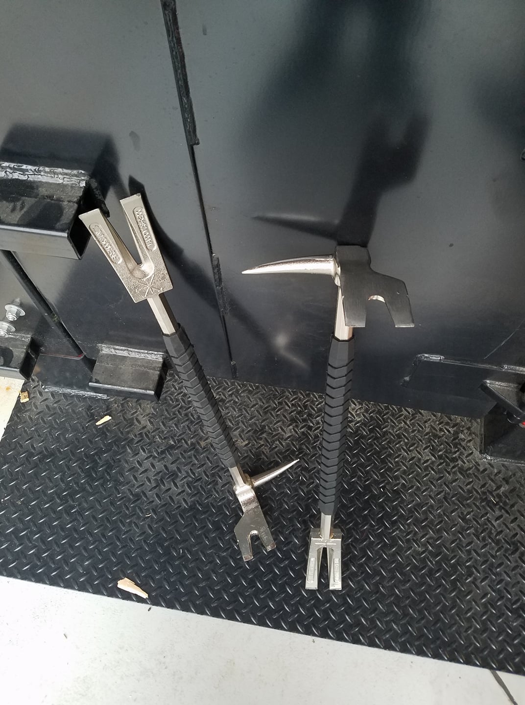 MAXX-REX Halligan