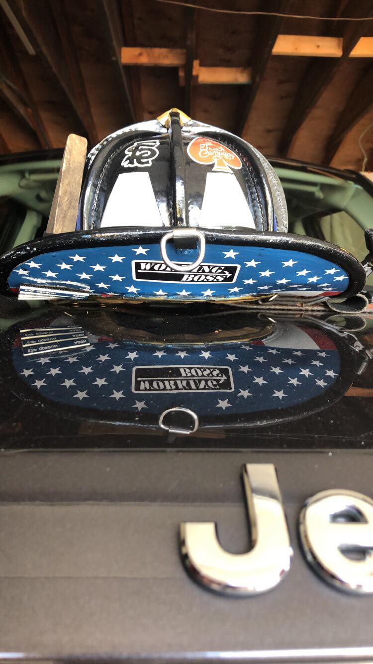 WORKING BOSS Helmet Sticker