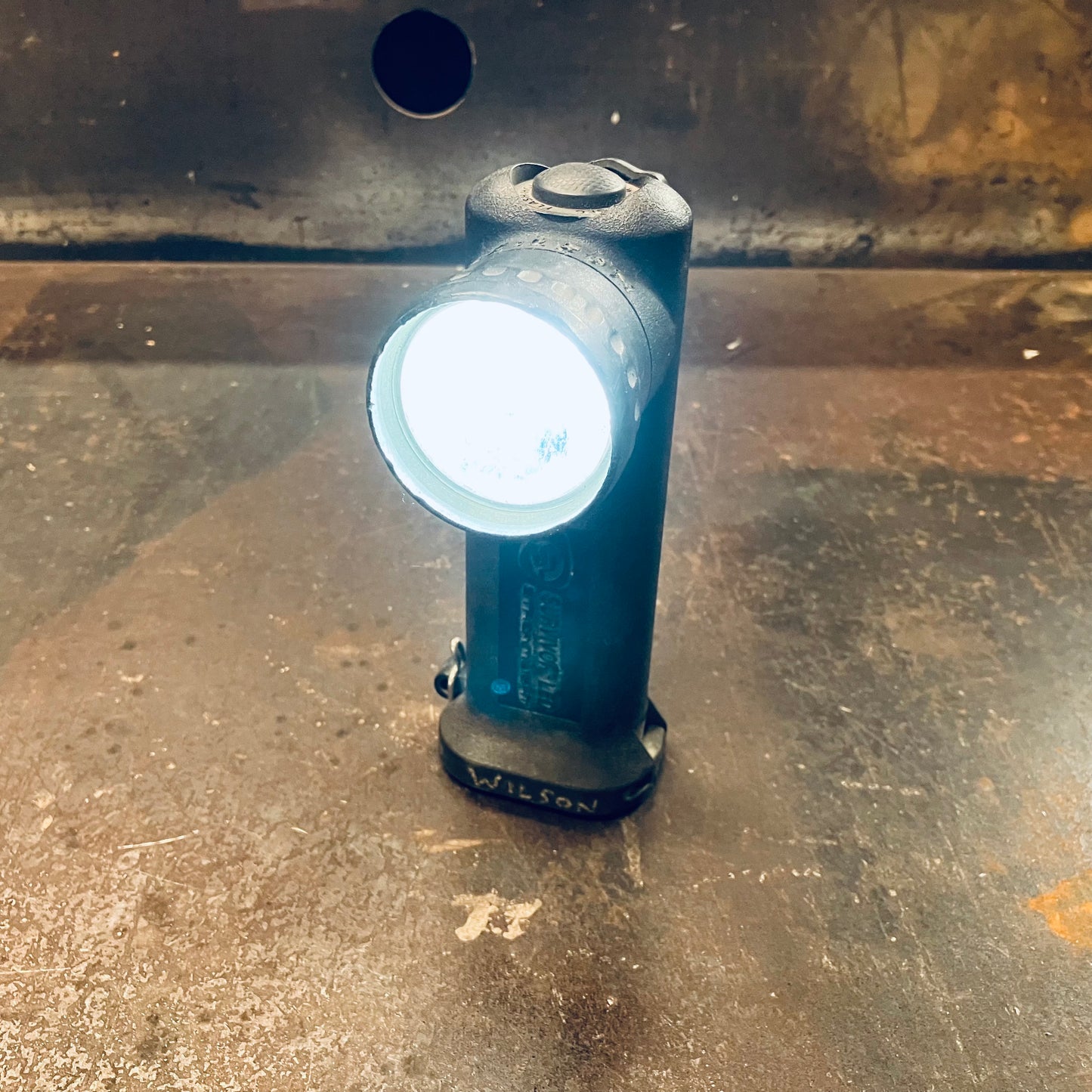 USED: Streamlight Survivor Alkaline LED