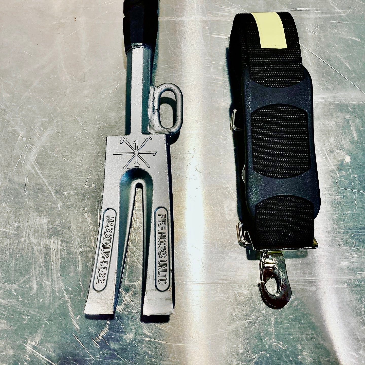 MAKE MY HALLIGAN A ROOF BAR!