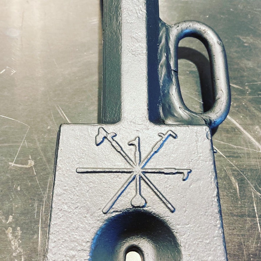 MAKE MY HALLIGAN A ROOF BAR!