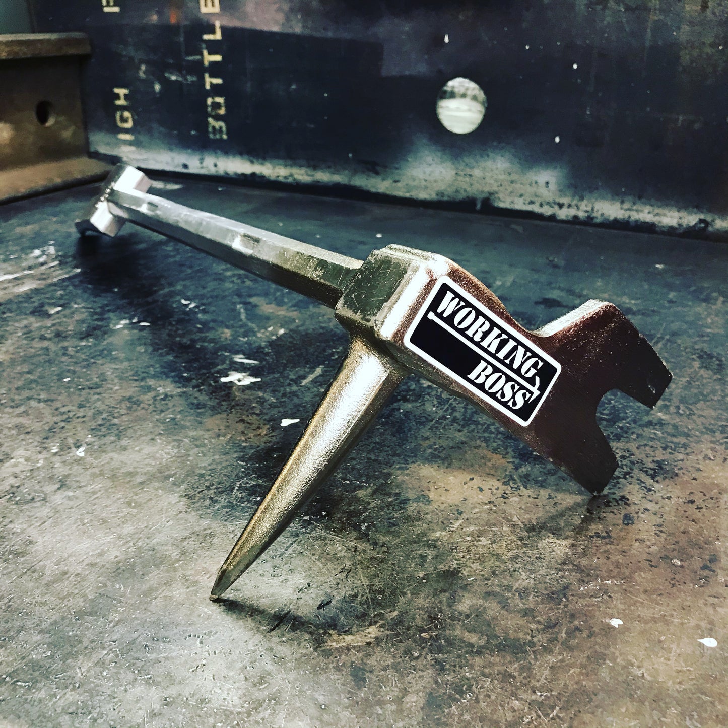 MAXX-REX Halligan