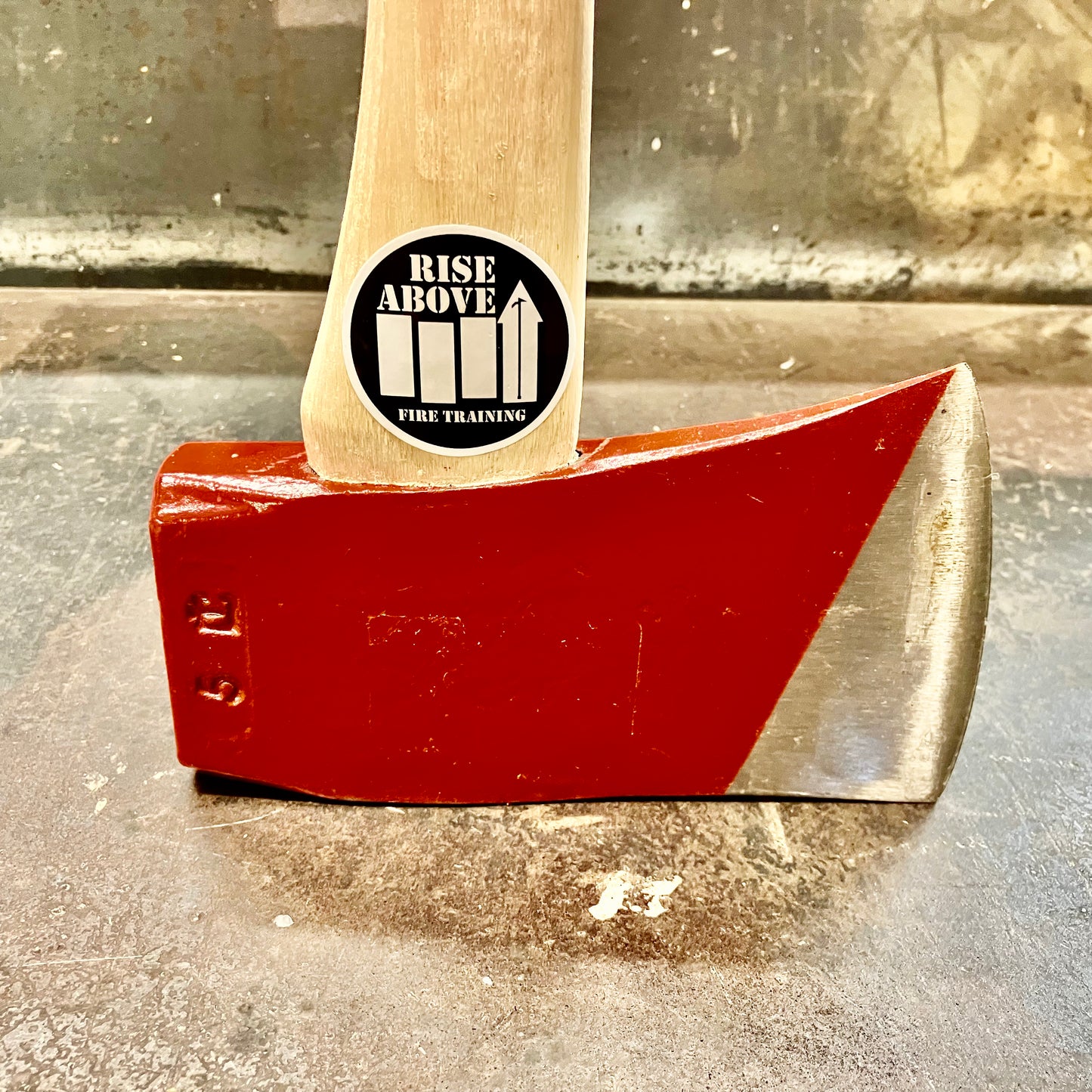 DAYTON FLAT-HEAD Axe - 5 lb