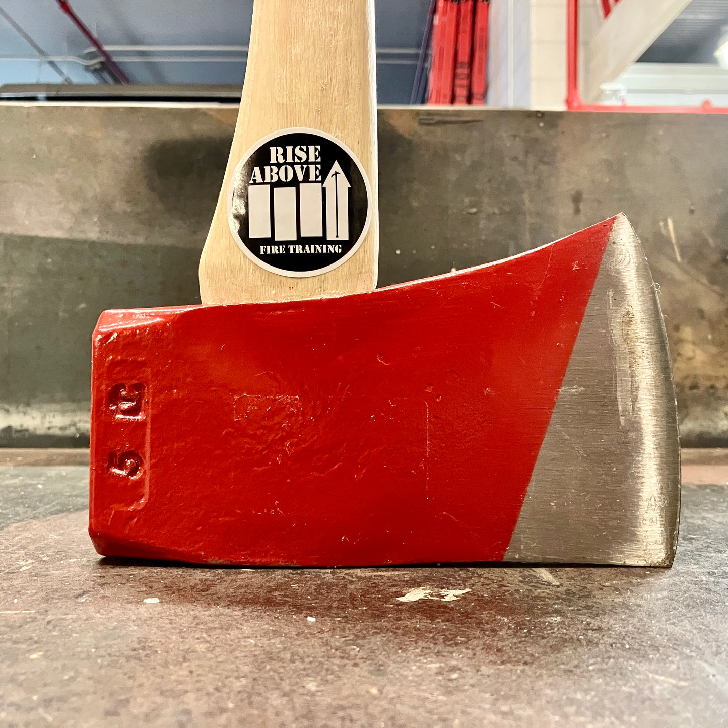 DAYTON FLAT-HEAD Axe - 5 lb