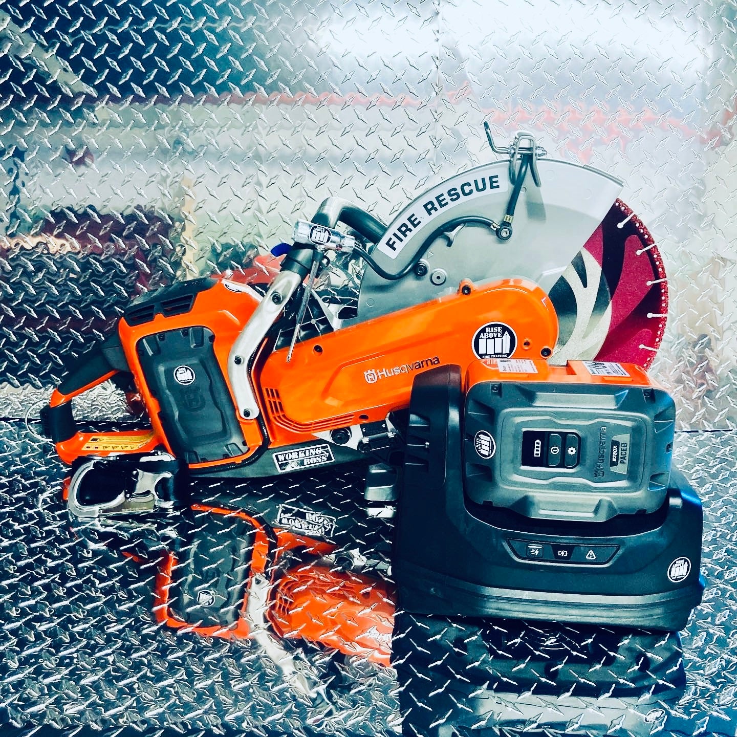 Husqvarna K1 BATTERY RESCUE SAW - 14"