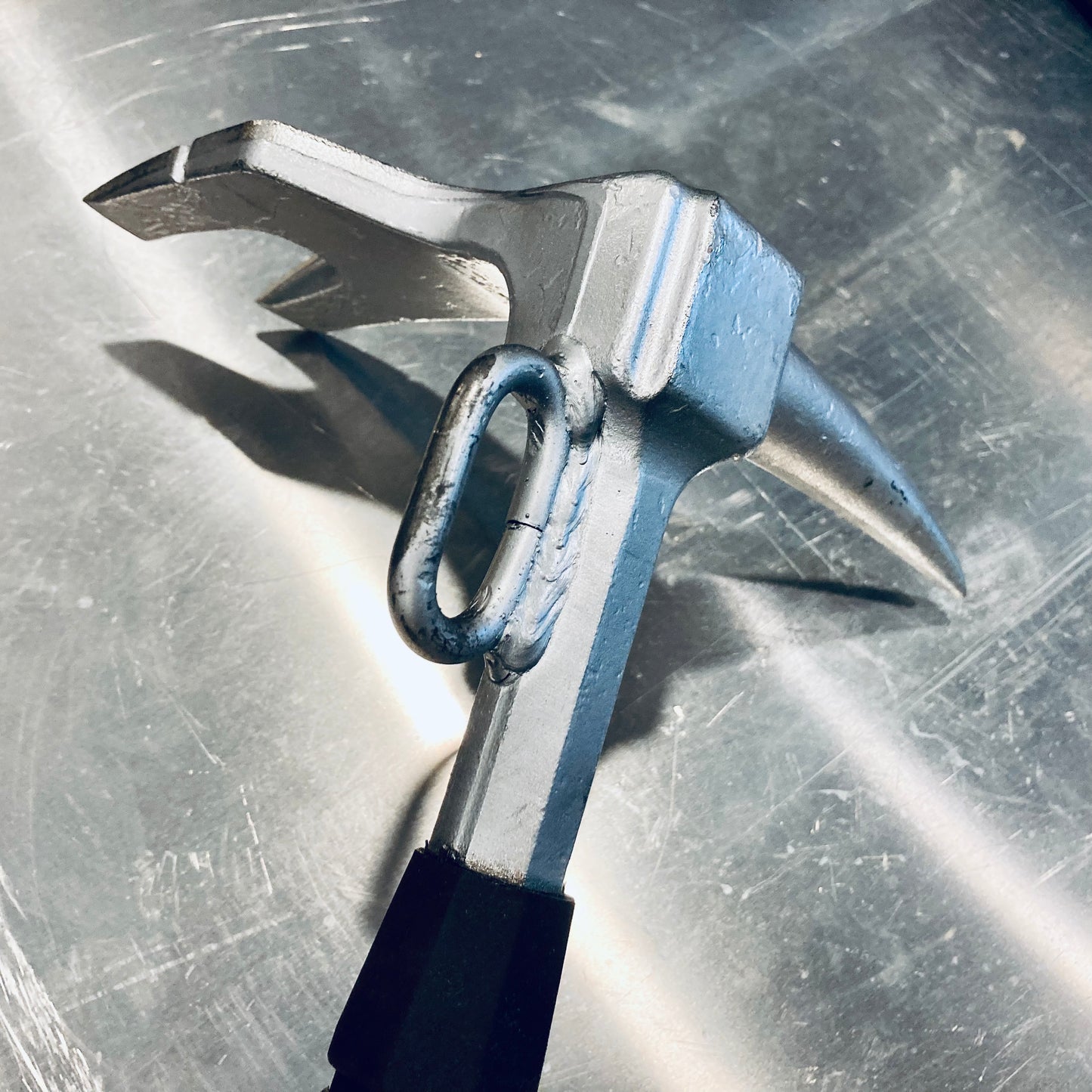 MAKE MY HALLIGAN A ROOF BAR!