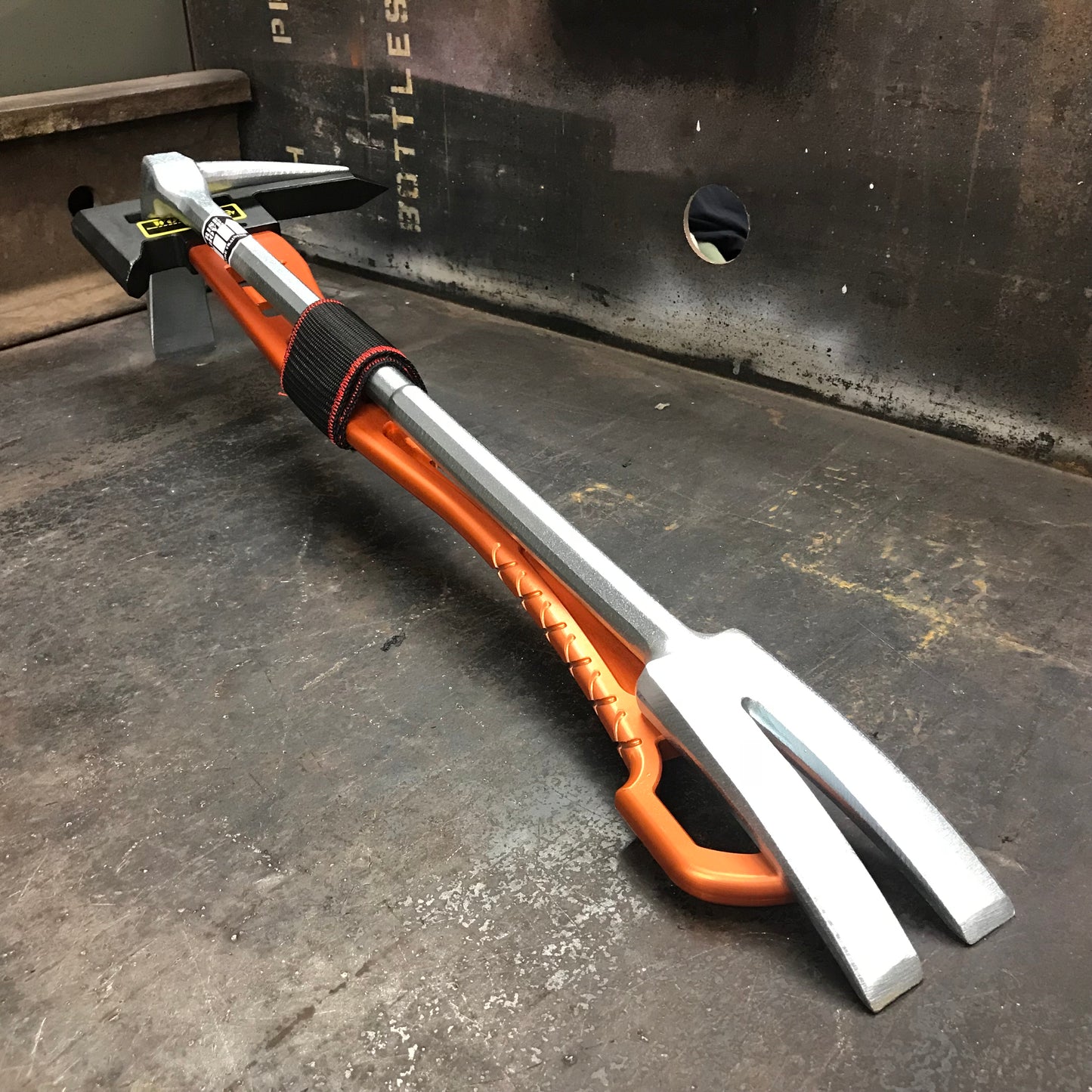 The BADAXX - 6 Lb / Aluminum Handle