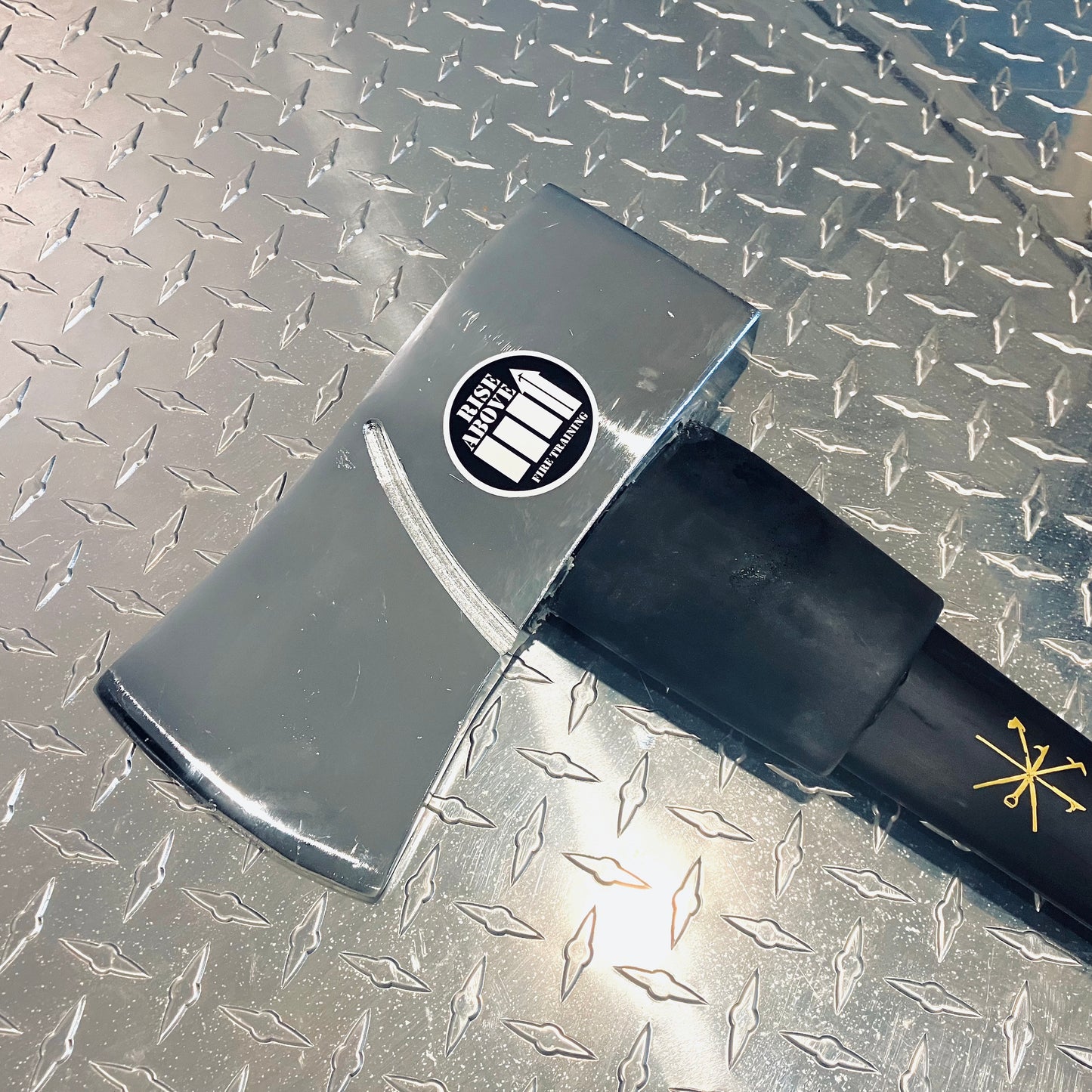 LOCK-SLOT 8 Axe - 8 Lb