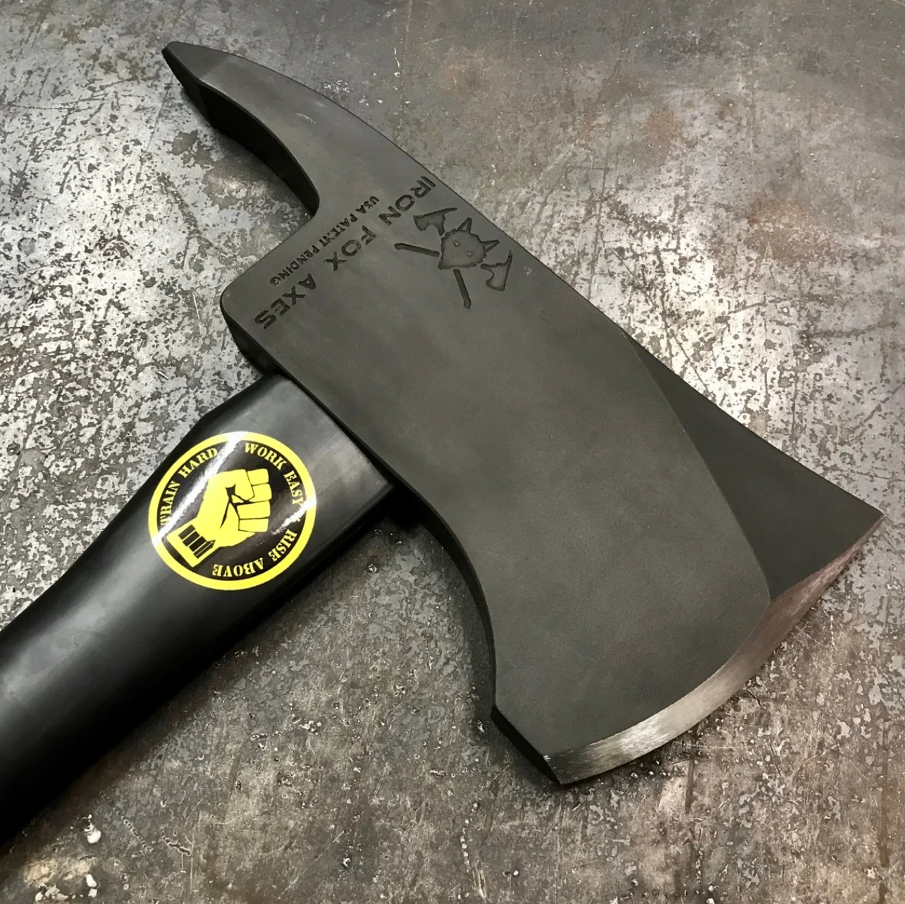 IRON FOX Pick-Head Axe - 8 Lb