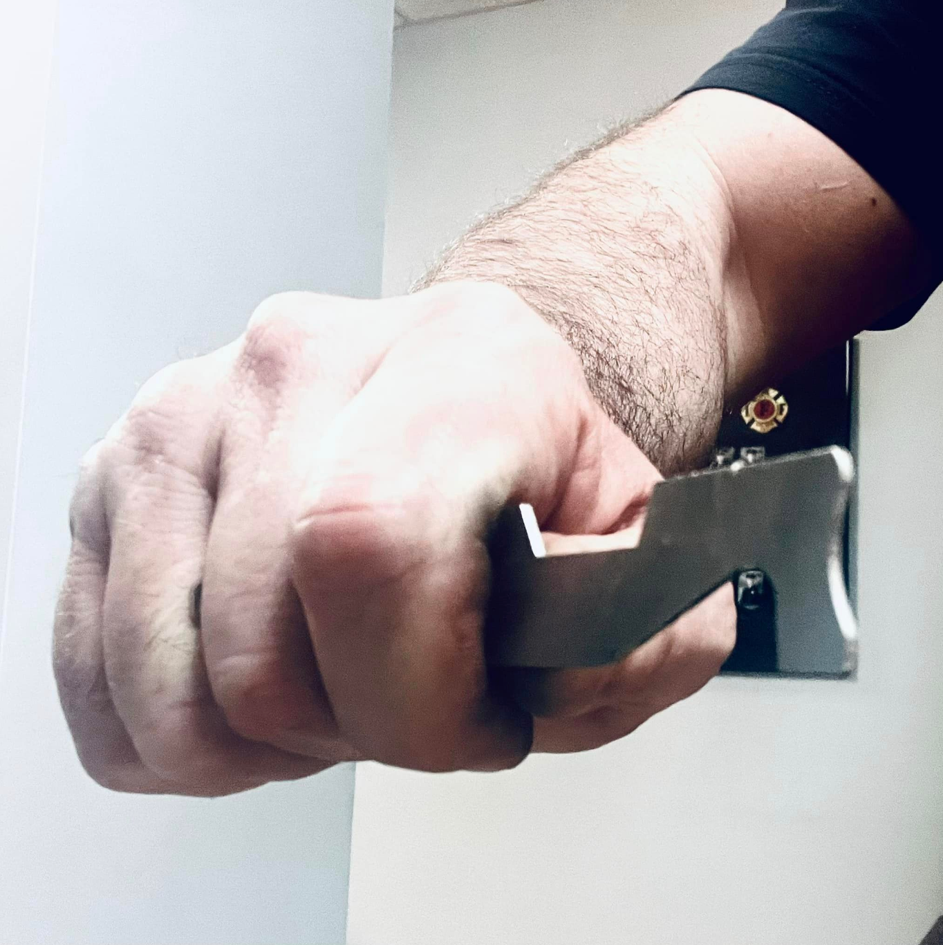 The RISE ABOVE SHOVE-KEY