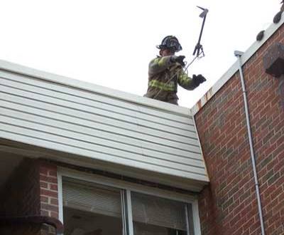 MAKE MY HALLIGAN A ROOF BAR!