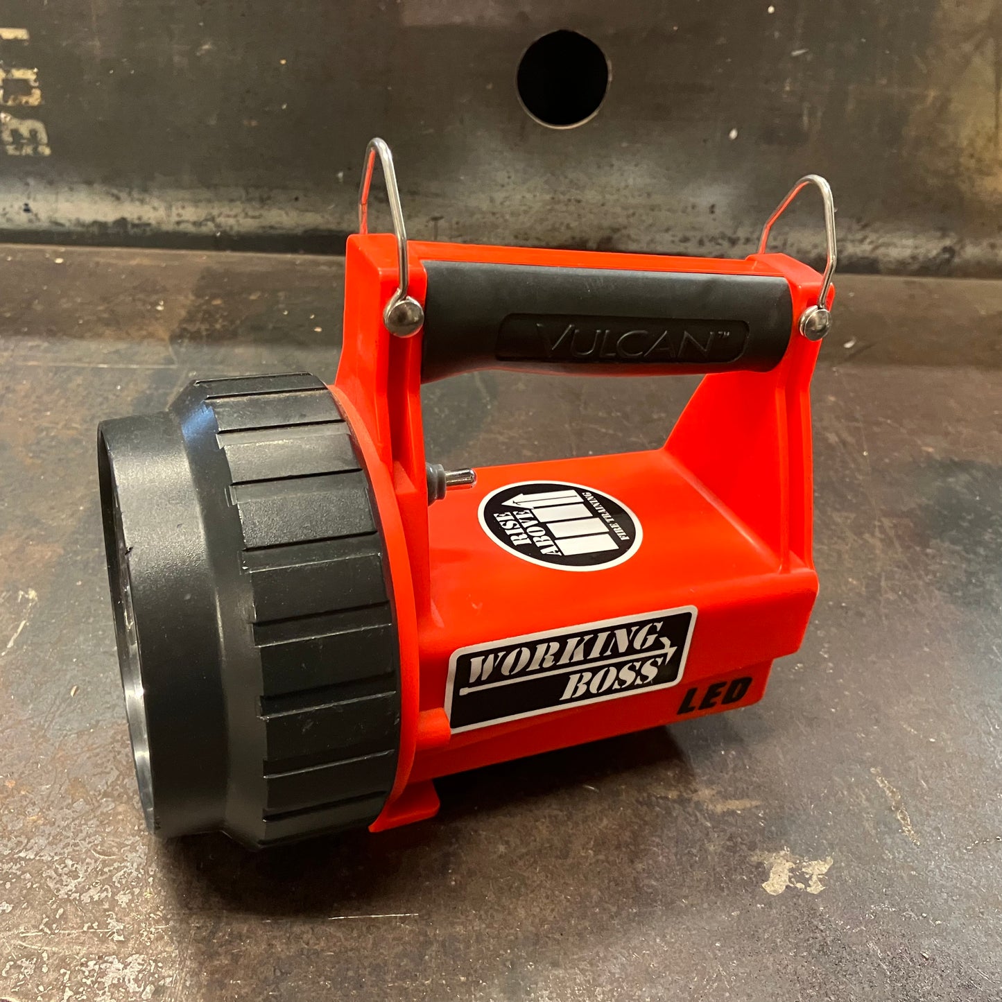 USED: Streamlight Vulcan LED