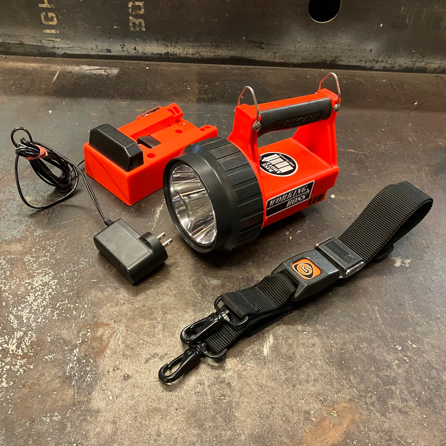 USED: Streamlight Vulcan LED