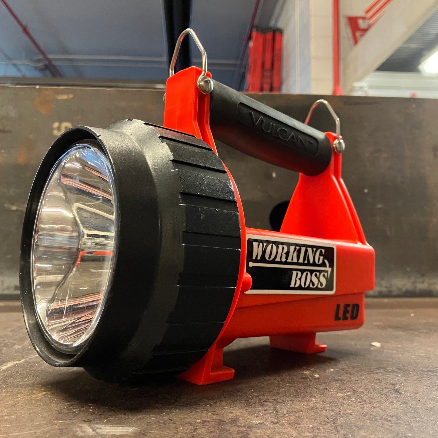 USED: Streamlight Vulcan LED