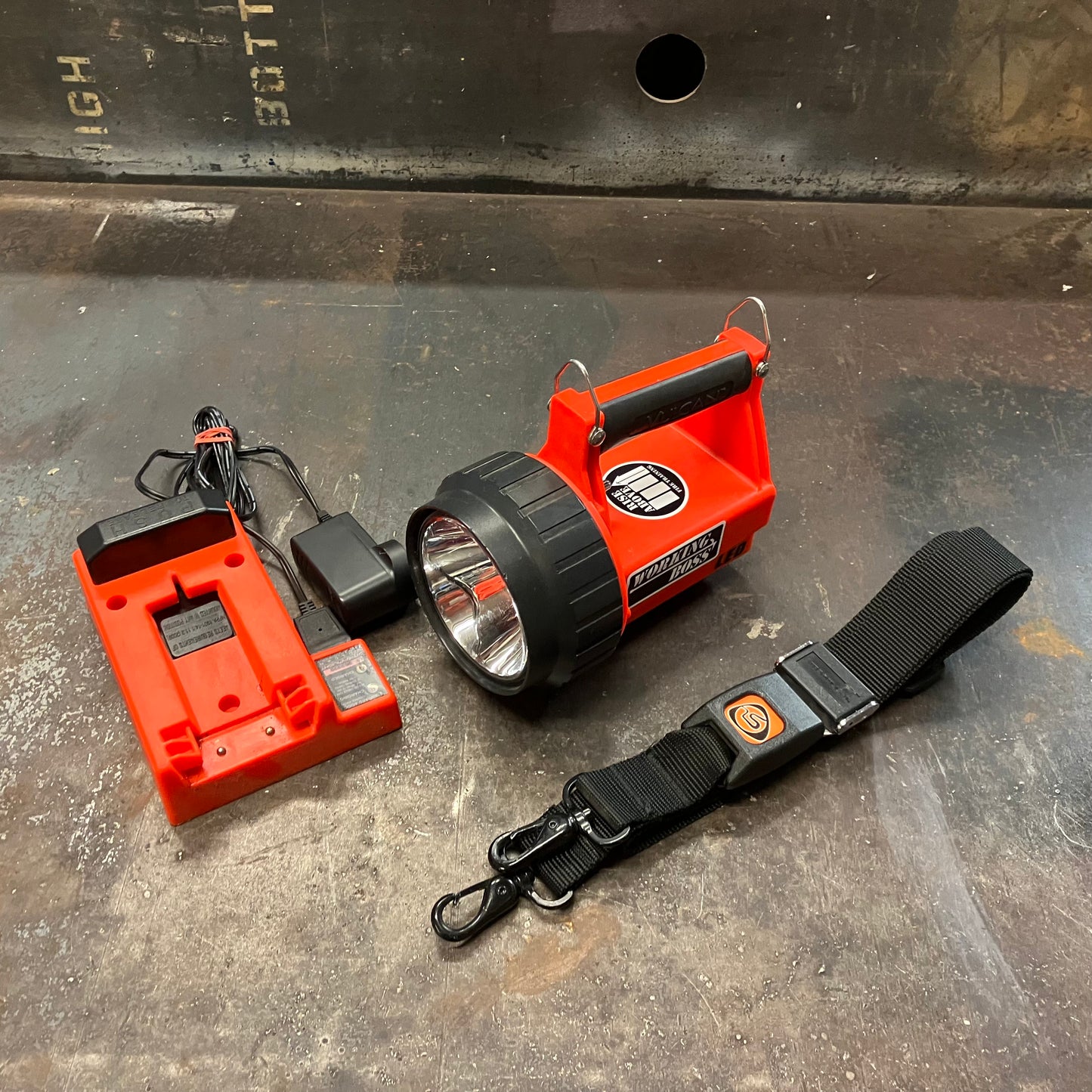 USED: Streamlight Vulcan LED