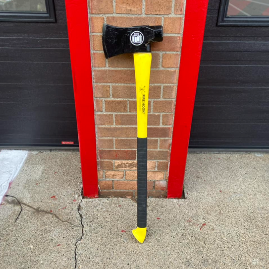 USED: Lucky 7 Axe