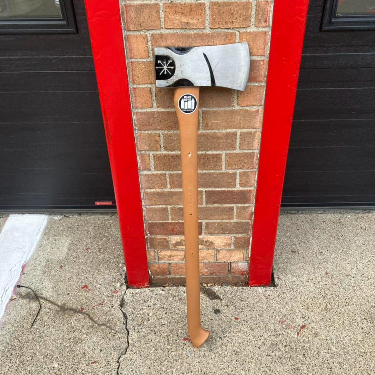 USED: Discontinued style LS8 axe