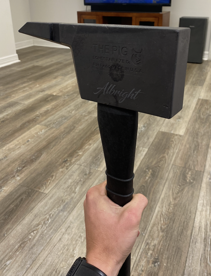 CLEARANCE:  Pig 32" handle, notched head (LIKE-NEW)