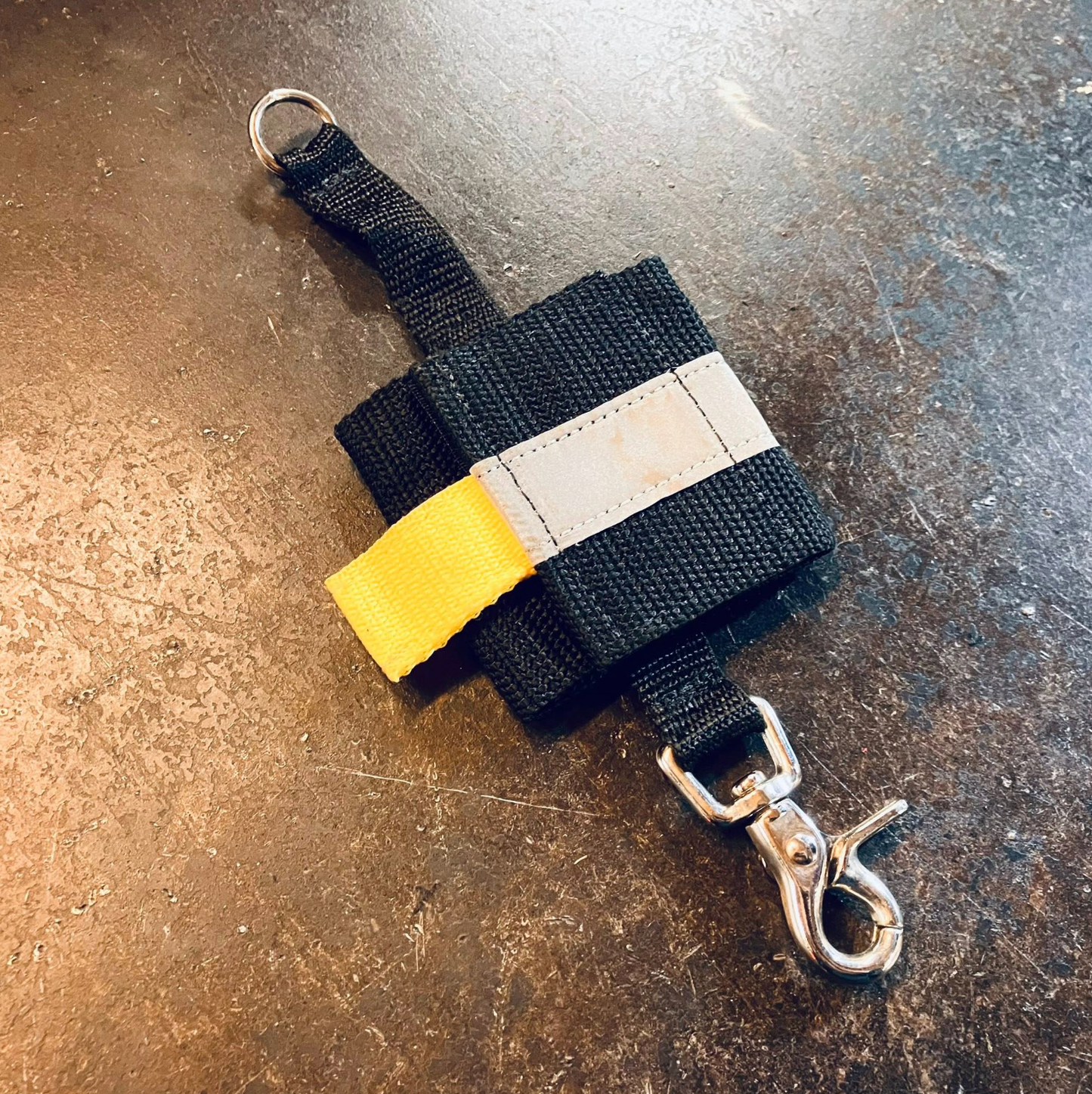 CLEARANCE: Inverted Flashlight Holder